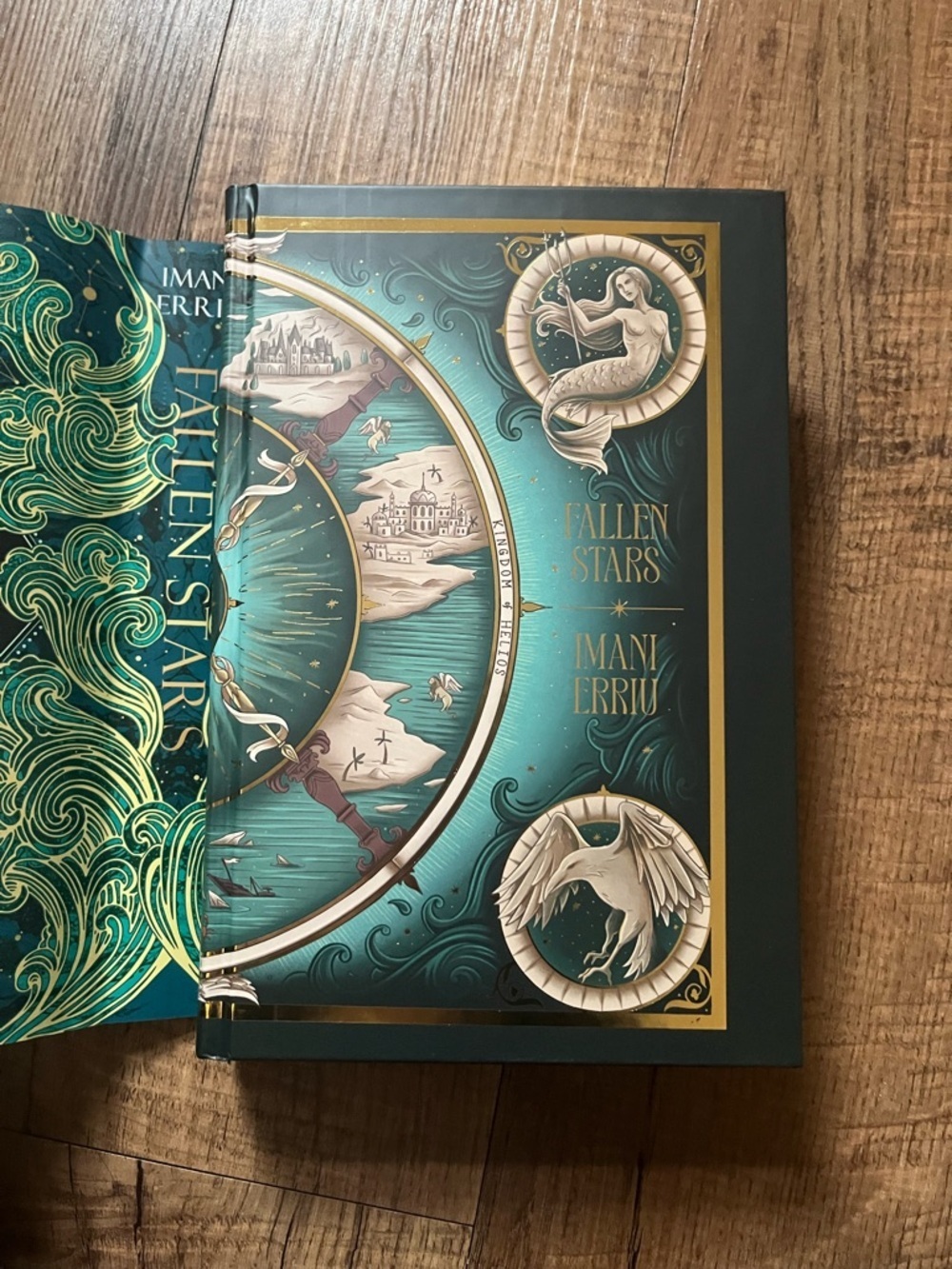 Fairyloot Fallen Stars - Picture 2 of 8
